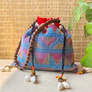 Gray kantha Batua
