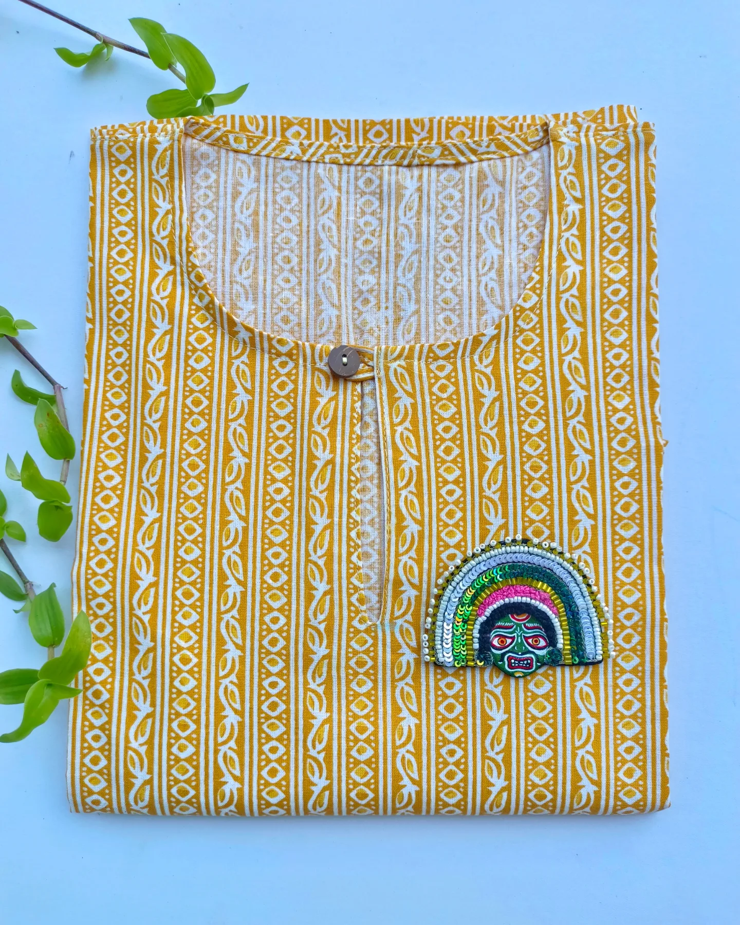 MAHISASHUR CHHAU BROOCH - Image 2